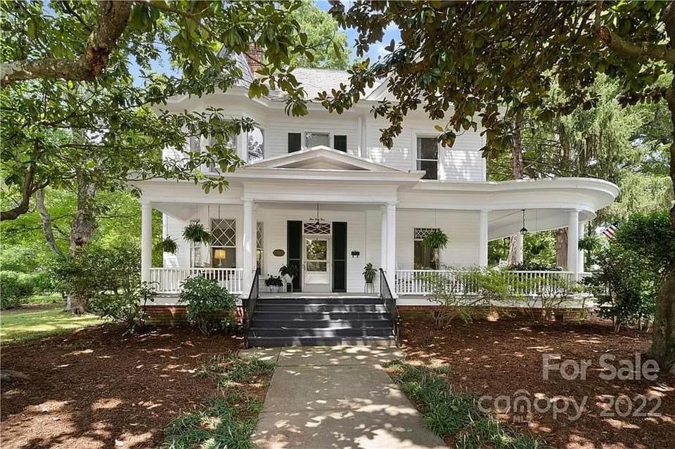 1903-CP-McNeely-House-In-Mooresville-North-Carolina-8212-Captivating.jpeg