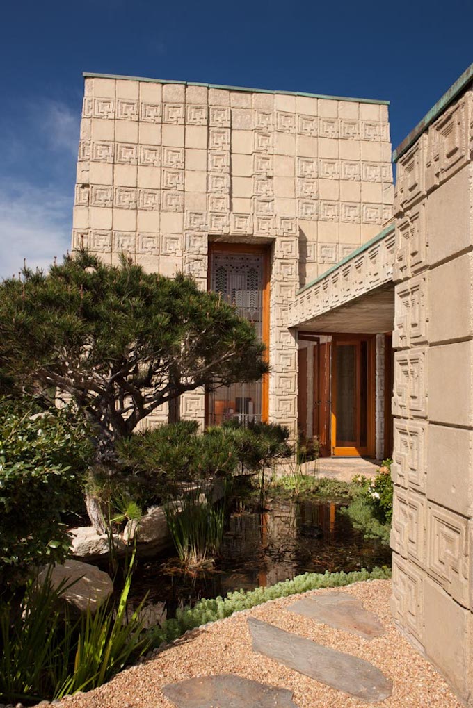 18-Ennis-House-Wright-Los-Angeles-CA-05.jpg