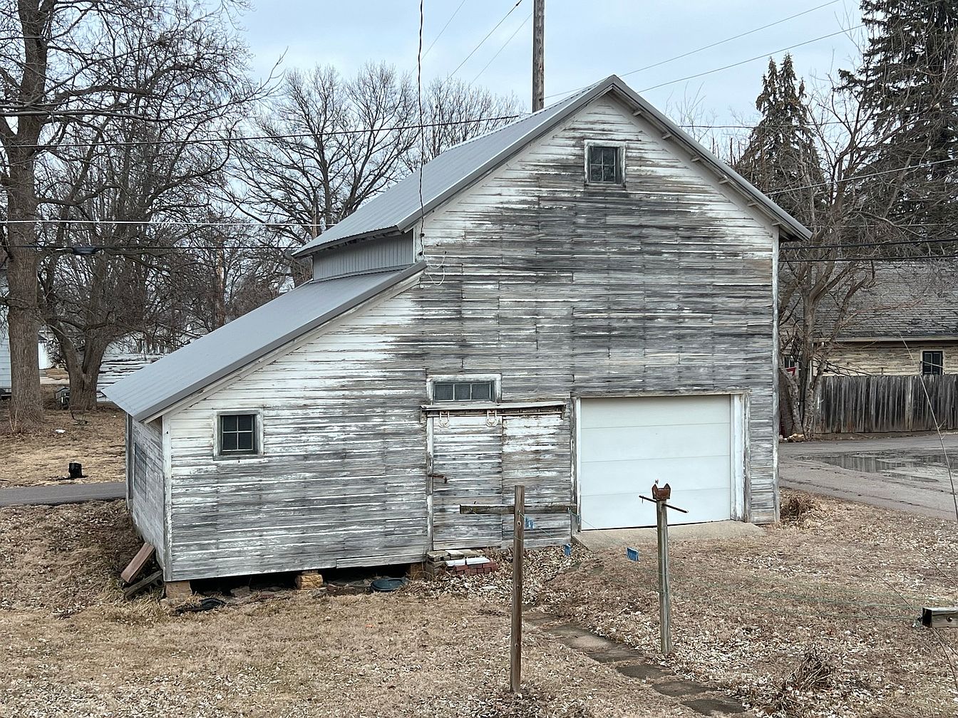 5eced3ef602770542f4b8551261e6bca-uncropped_scaled_within_1344_1008