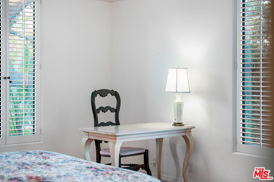 bedd6632cda06d7a16def8d440eecbc8-uncropped_scaled_within_1344_1008