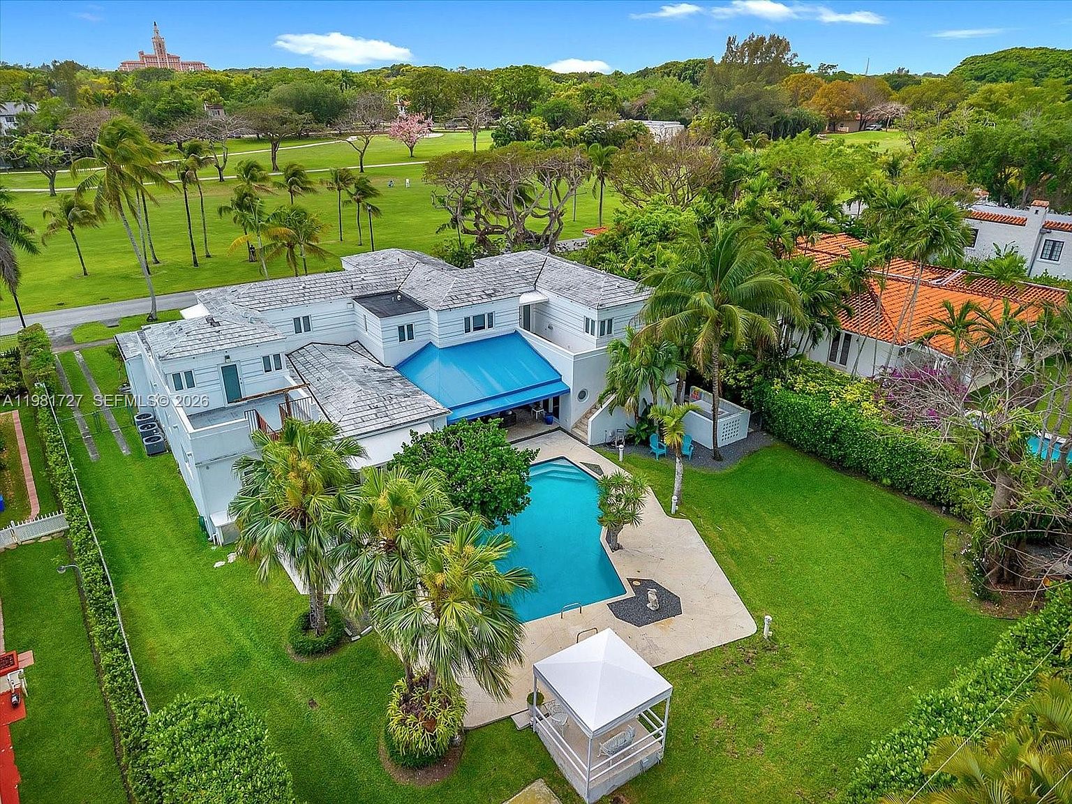 1021 N Greenway Dr, Coral Gables, FL 33134