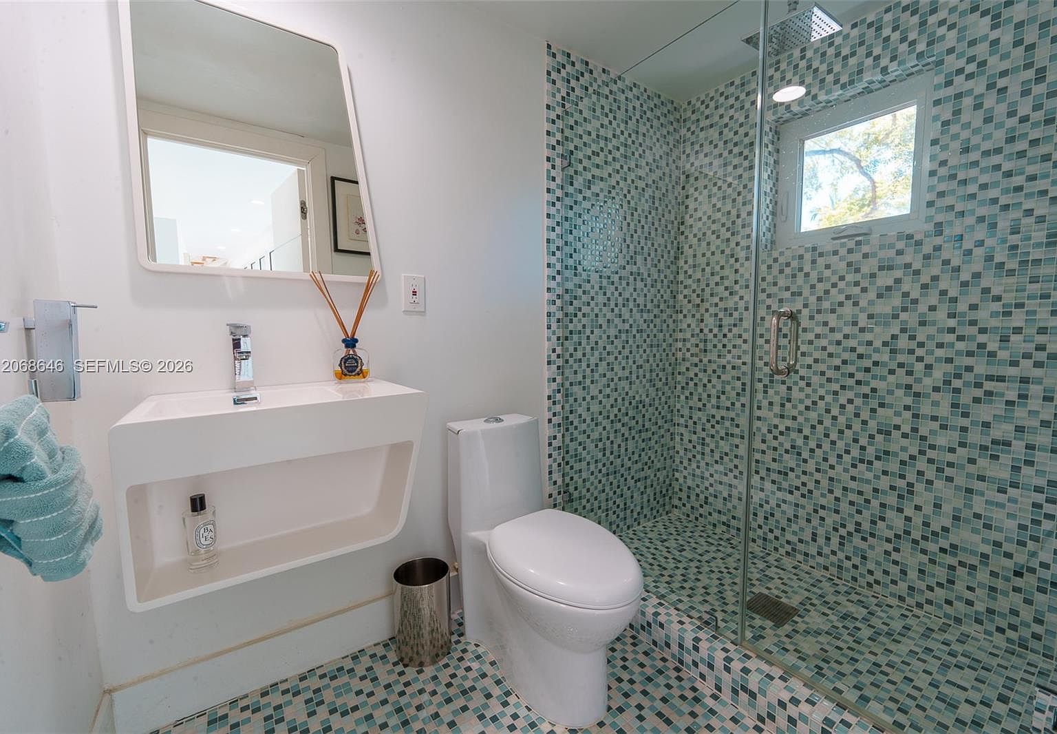7277 SW 165th St, Palmetto Bay, FL 33157