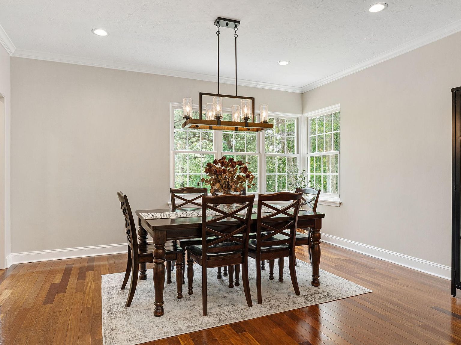 500 36th St NW, Austin, MN 55912
