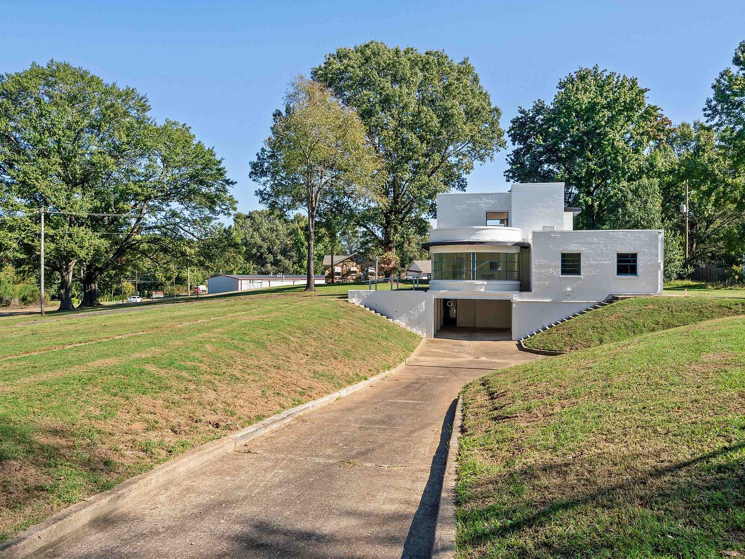 3590 Thomas St, Memphis, TN 38127
