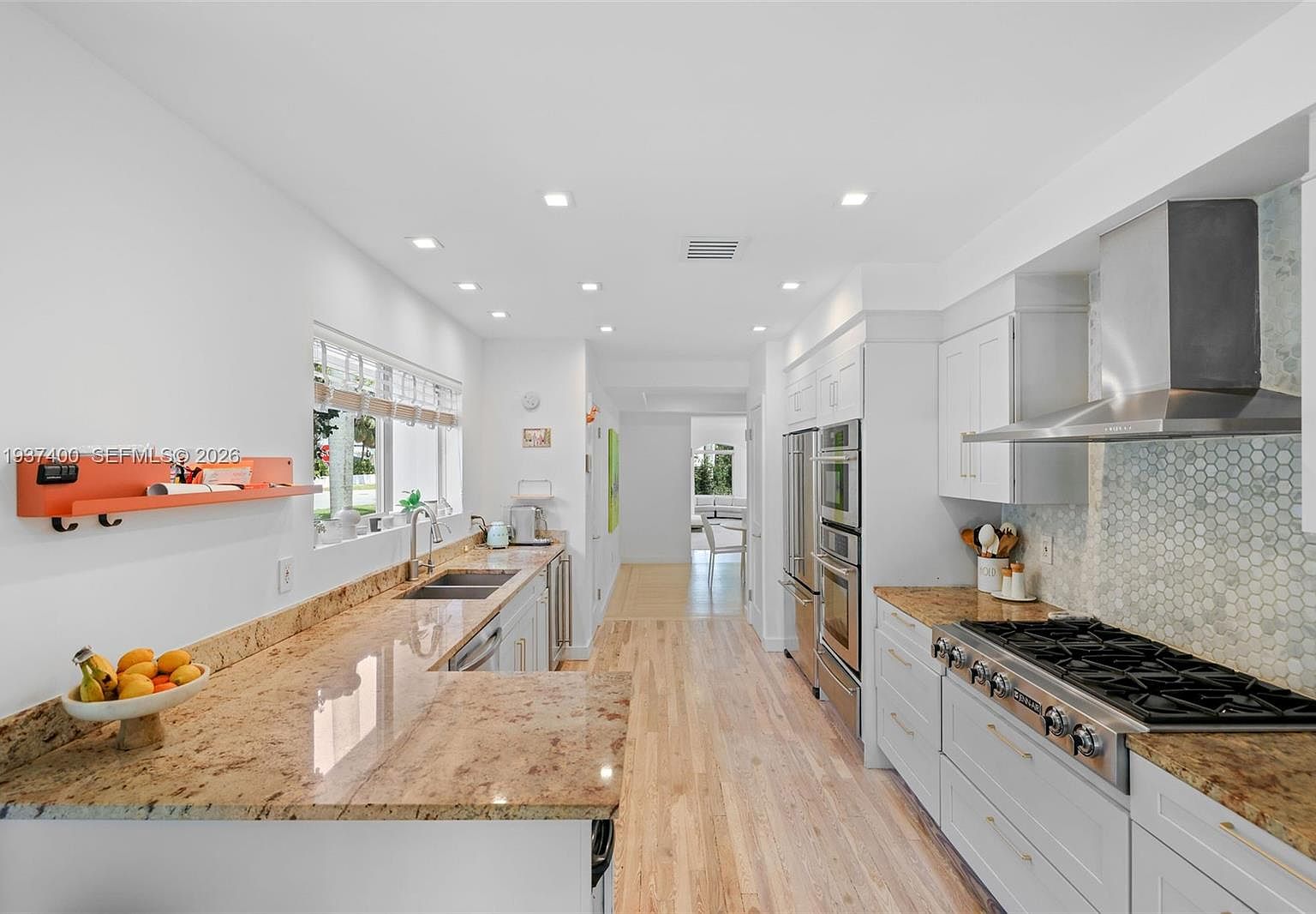 4490 Royal Palm Ave, Miami Beach, FL 33140