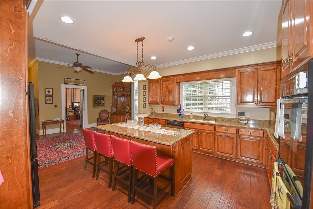 014-507-n-main-st-abbeville-sc-29620