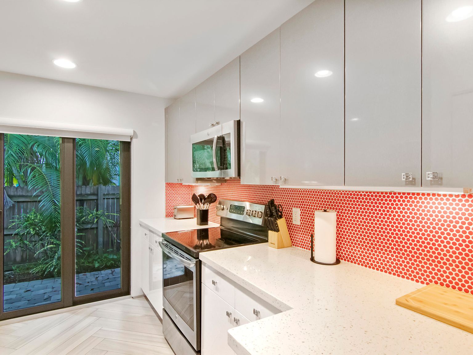 215 N Swinton Avenue, Delray Beach, FL 33444