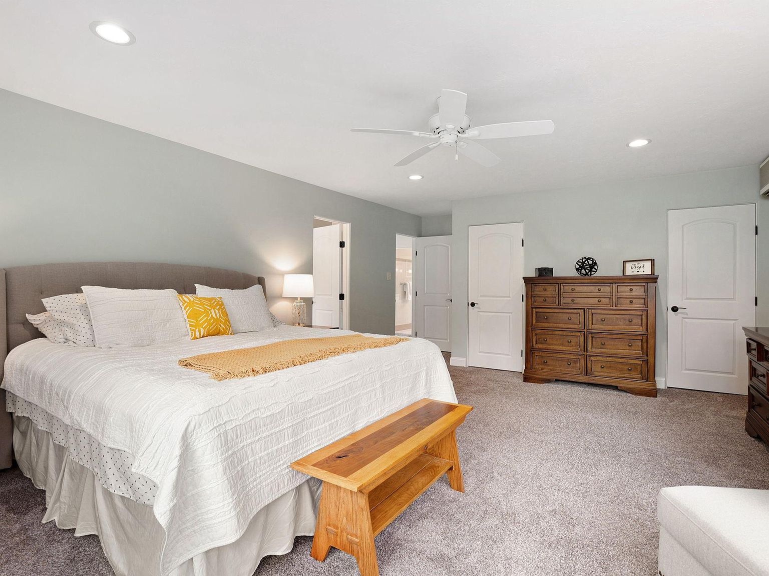 500 36th St NW, Austin, MN 55912