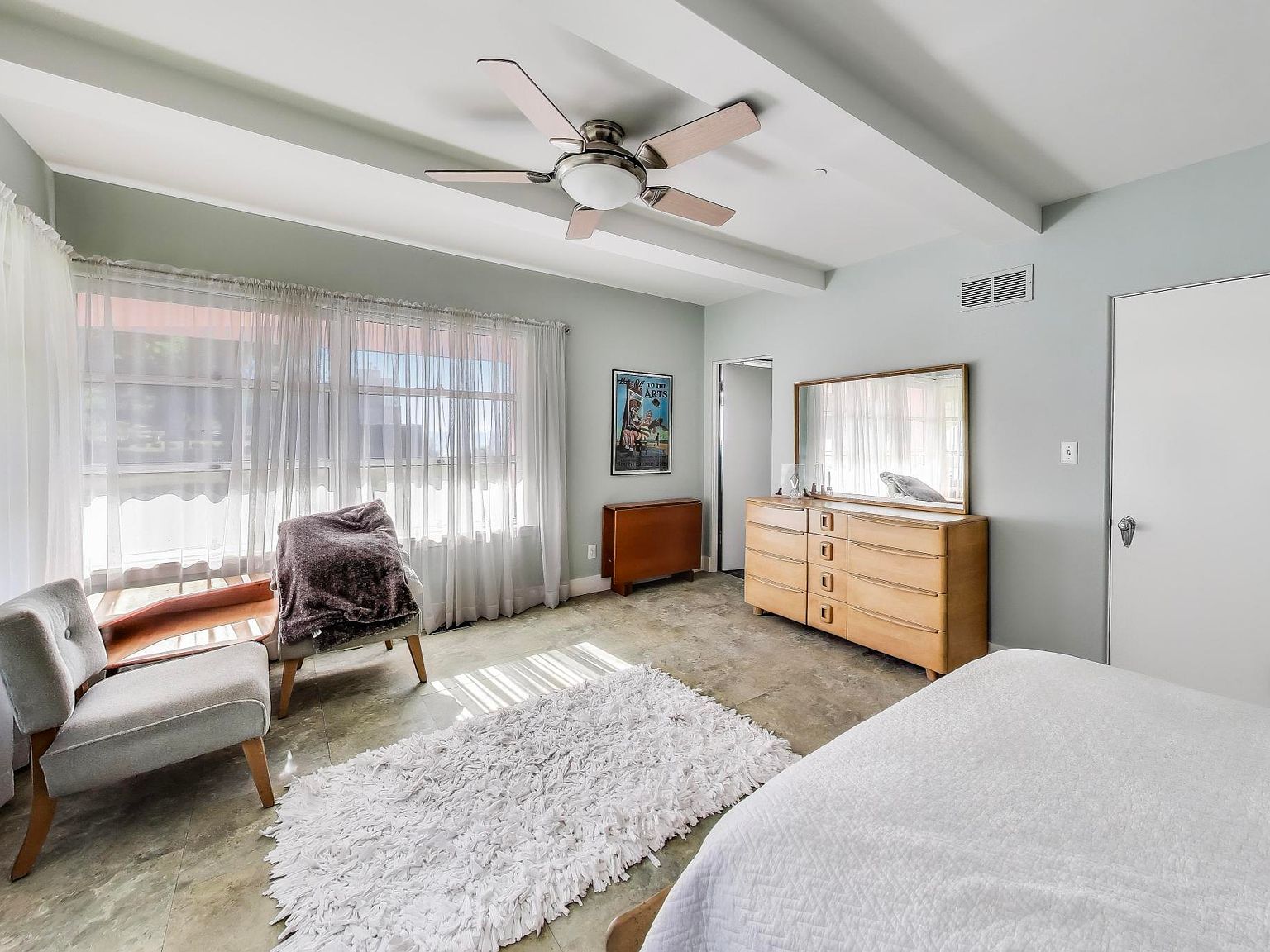 017-250-w-lake-front-dr-beverly-shores-in-46301