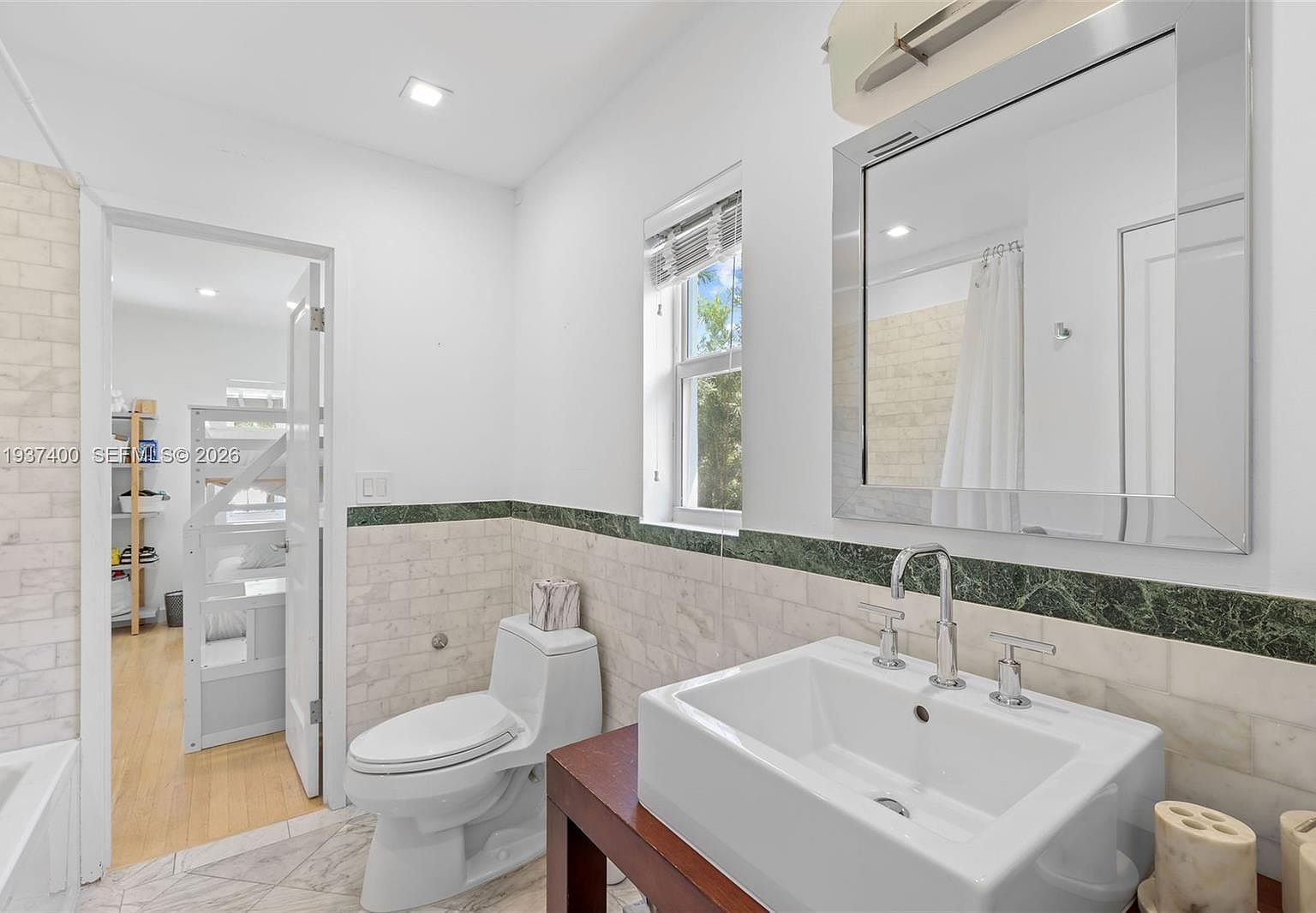 4490 Royal Palm Ave, Miami Beach, FL 33140