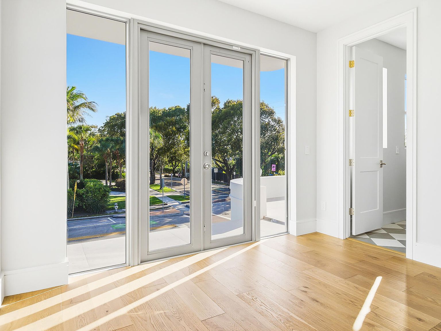 785 Park Place, West Palm Beach, FL 33401