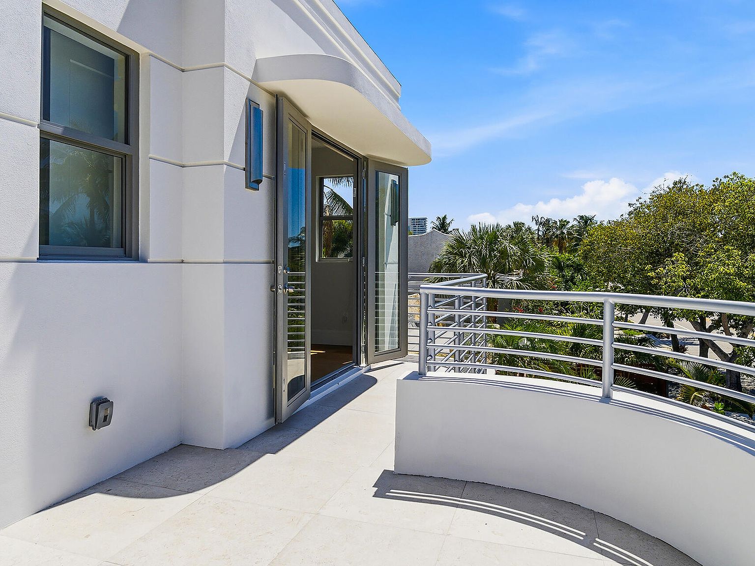 785 Park Place, West Palm Beach, FL 33401