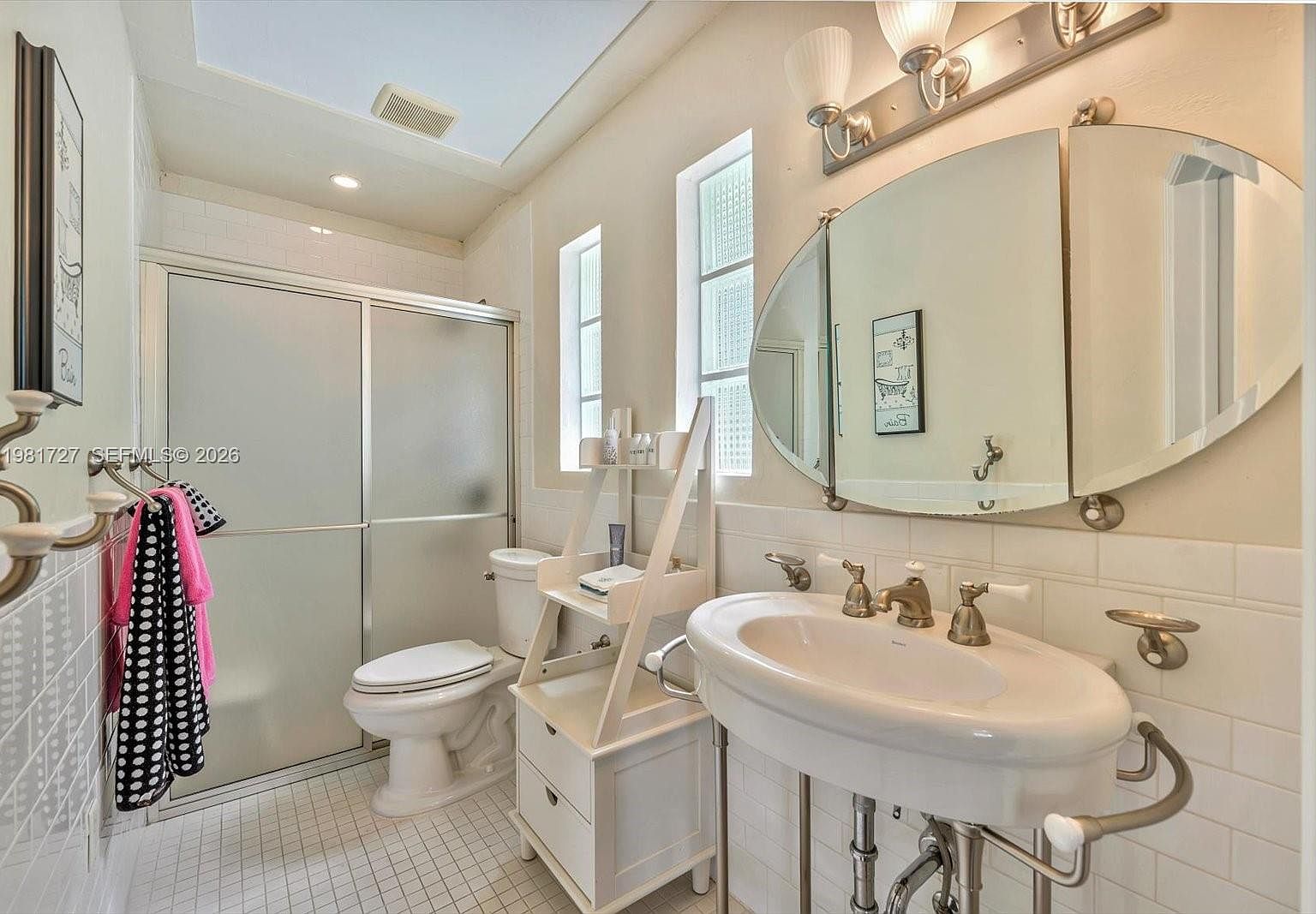 1021 N Greenway Dr, Coral Gables, FL 33134