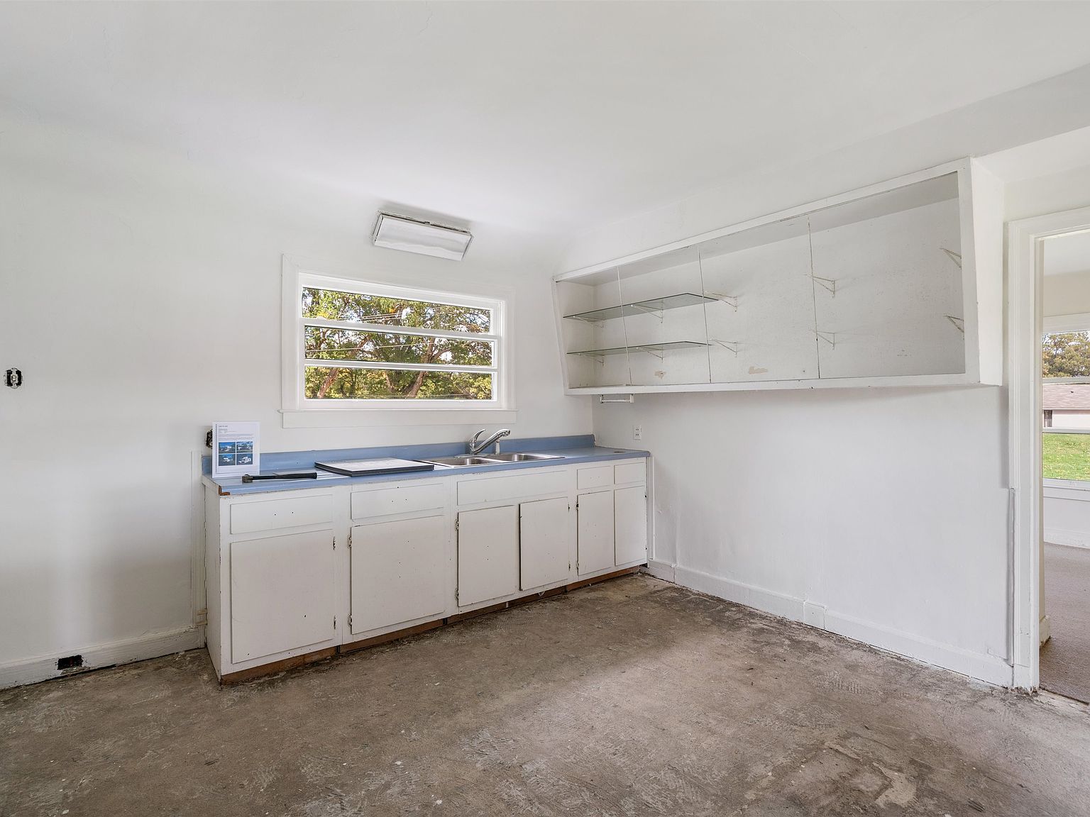 025-3590-thomas-st-memphis-tn-38127