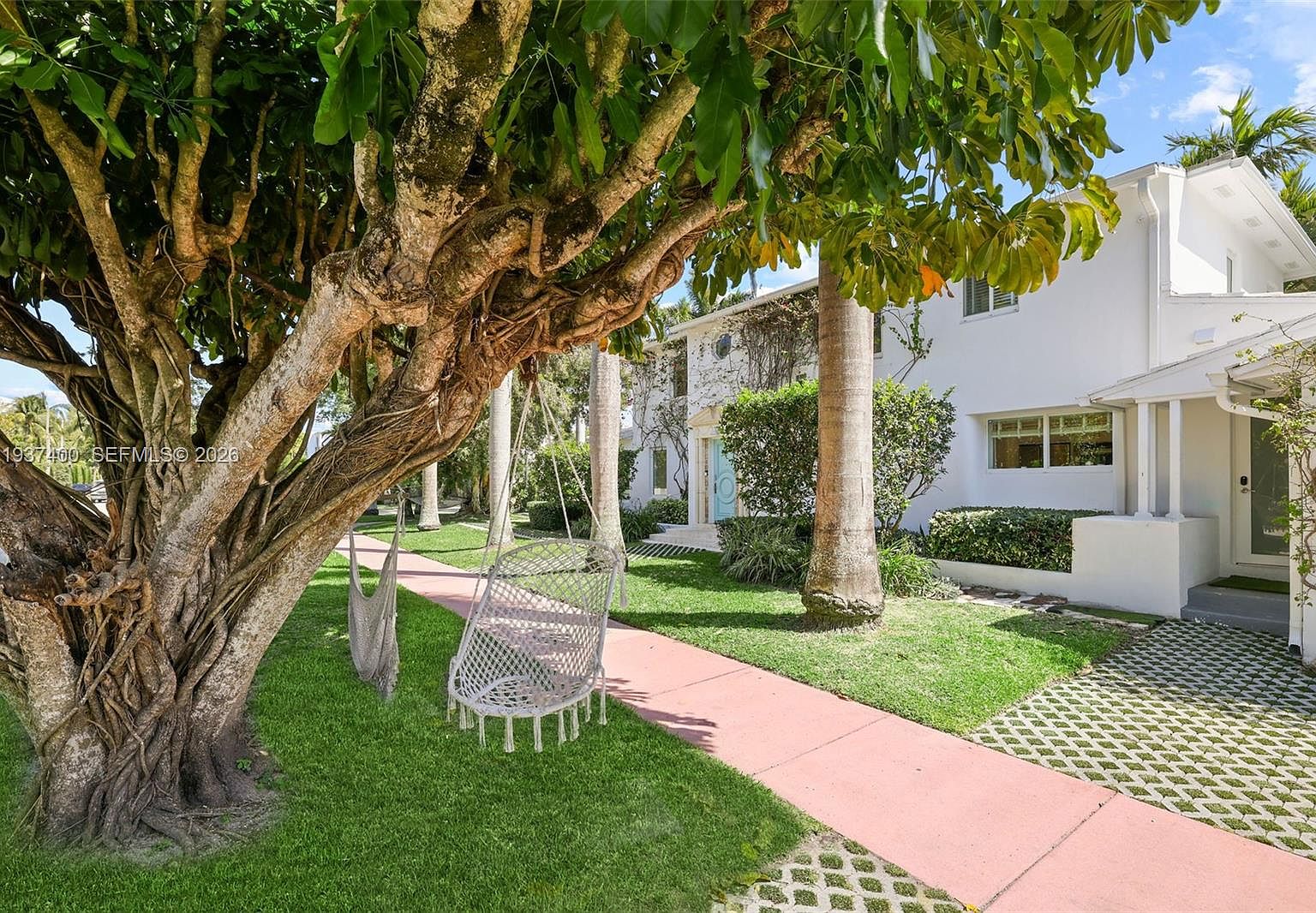4490 Royal Palm Ave, Miami Beach, FL 33140