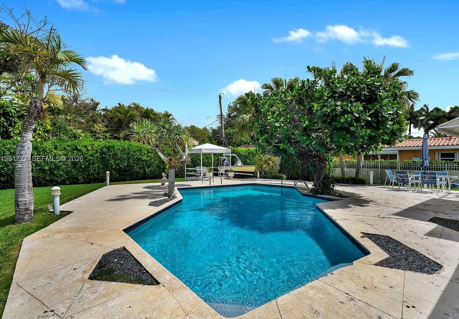 1021 N Greenway Dr, Coral Gables, FL 33134