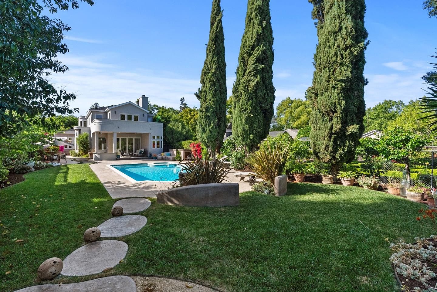 1344 University Ave, San Jose, CA 95126