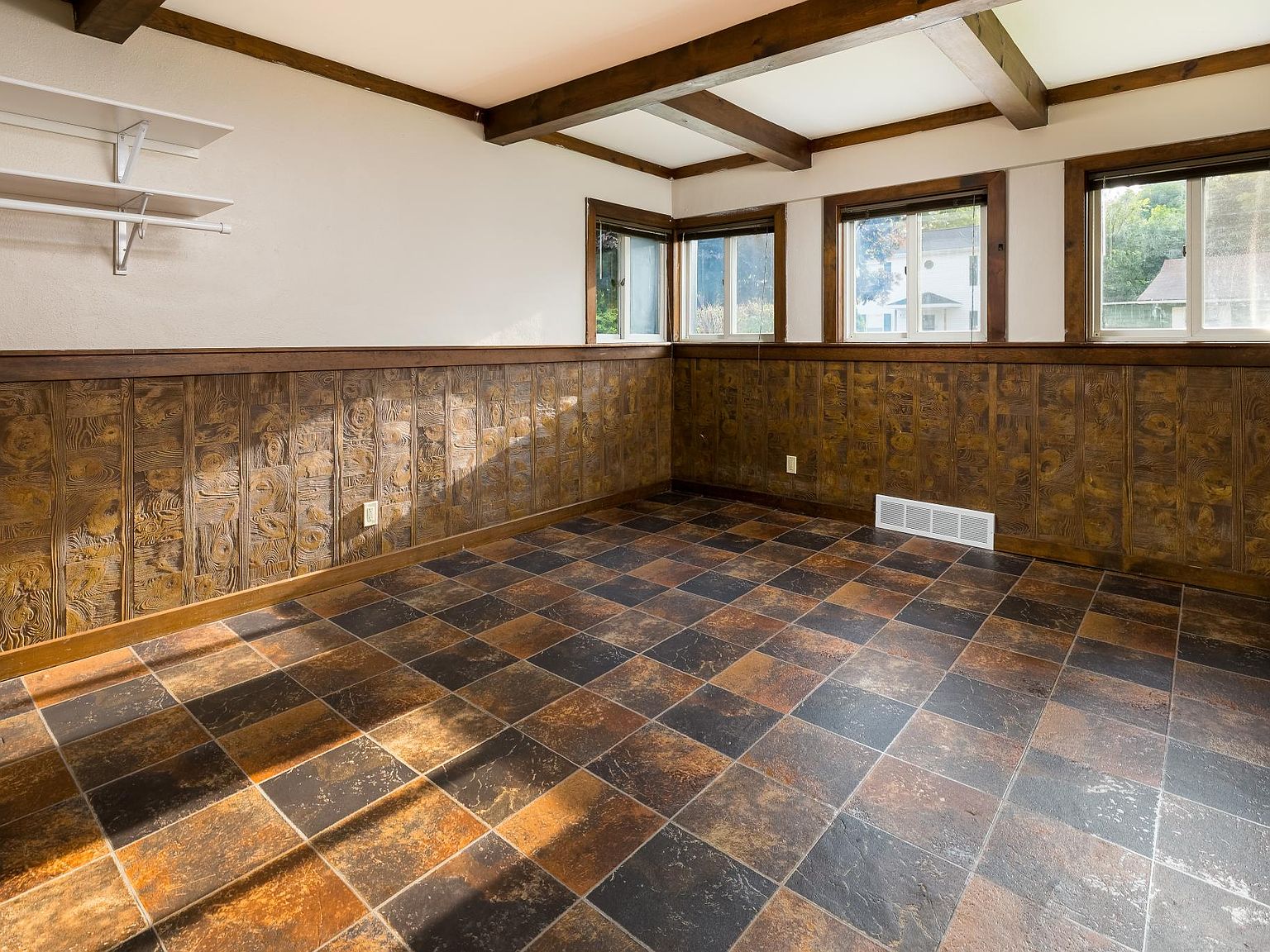 133 Milford St, East Lansing, MI 48823