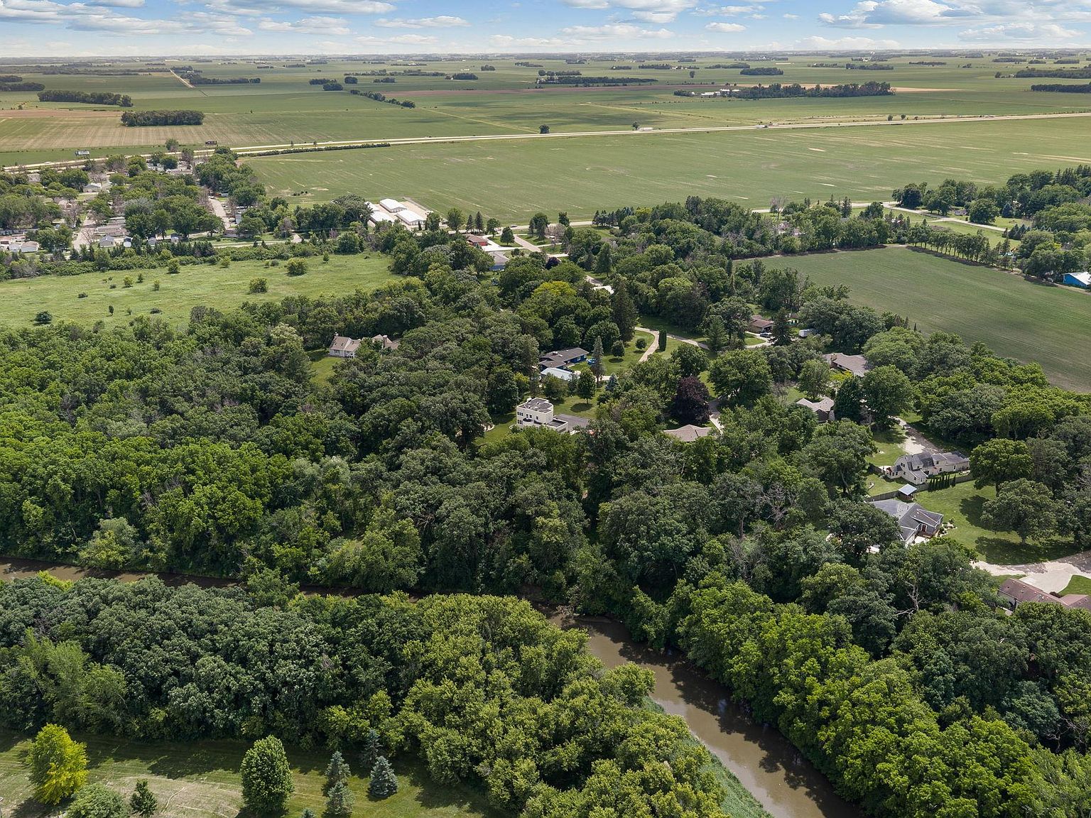 500 36th St NW, Austin, MN 55912