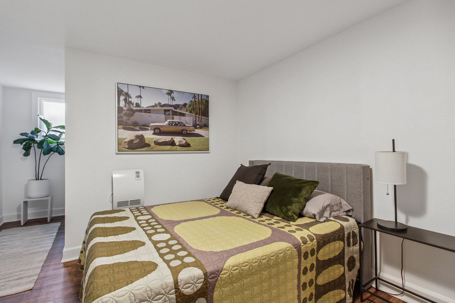1521 Monaco Parkway, Denver, CO 80220