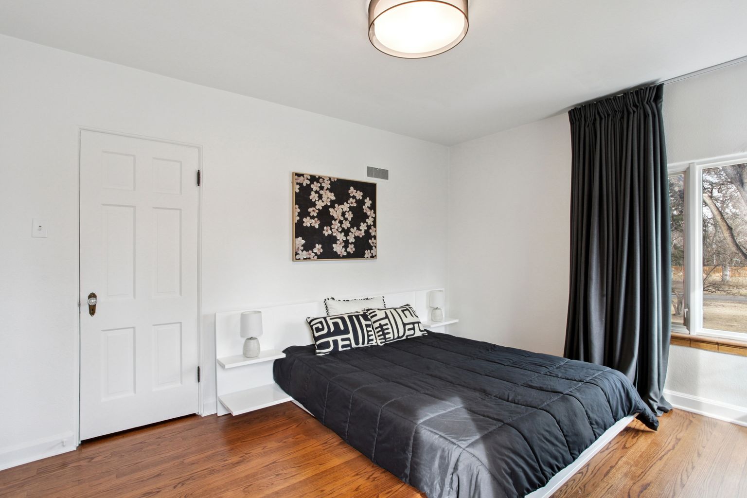 1521 Monaco Parkway, Denver, CO 80220
