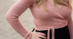 Ballerina Wrap Top pattern by Alexandra Tavel knitting pattern image 1