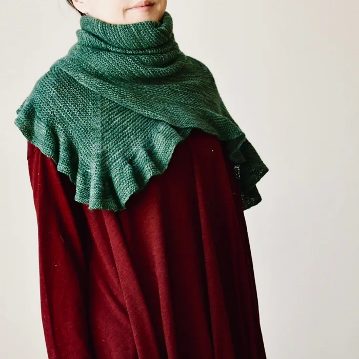 Hasukai Cowl pattern by Hiroko Fukatsu knitting pattern image 1