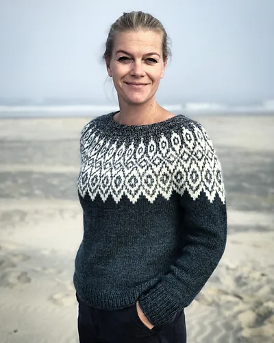 Iloq pattern by Camilla Vad