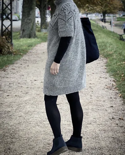 Magnolia Bloom Tunic pattern by Camilla Vad