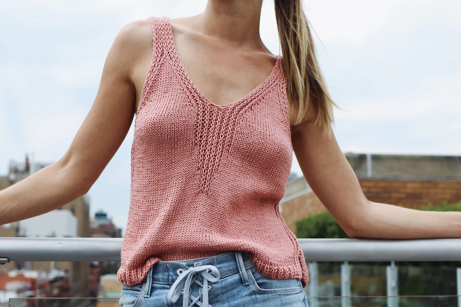 Streamline Tank pattern by Alexandra Tavel knitting pattern image 1