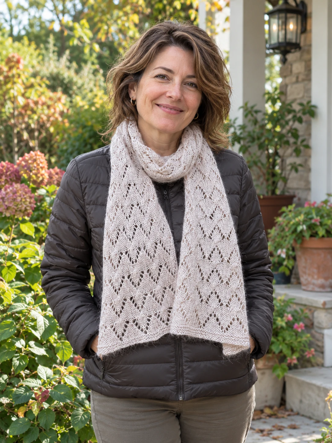 Caffelatte Shawl pattern by Dagmar Römke knitting pattern AI image 1