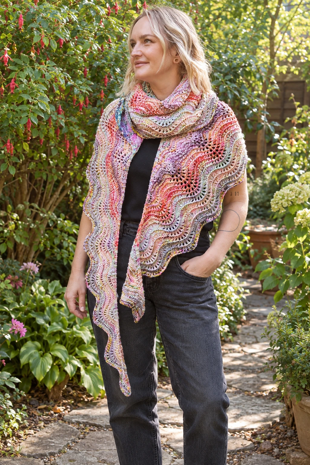 Fa-La-La Fade pattern by Beata Jezek knitting pattern AI image 1